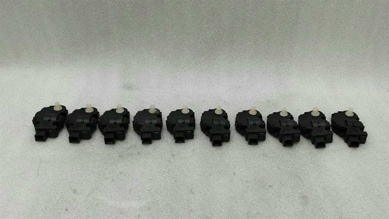 PORSCHE Porsche Cayenne 958 92A Vent Flap Motor Set of 10 52424892 Servo Motor Set