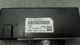 PORSCHE Porsche Cayenne 958 92A Rear Antenna 7P5035225L Antenna Amplifier Rear Right — thumbnail 5
