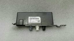 PORSCHE Porsche Cayenne 958 92A Rear Antenna 7P5035225L Antenna Amplifier Rear Right — thumbnail 4