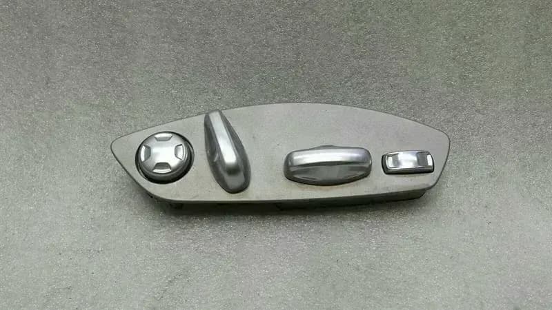 PORSCHE Porsche Cayenne 958 right seat switch 7PP959748P right seat switch