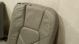 PORSCHE PORSCHE CAYENNE 958 92A REAR BACKREST SET WITH ARMREST / GRAY LEATHER REAR SEAT — thumbnail 3