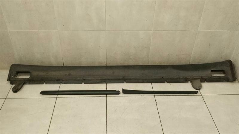 PORSCHE Porsche Cayenne 958 92a Left Side Skirt 7P5853558 Side Sills Left
