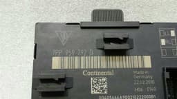 PORSCHE Porsche Cayenne 958 92A front right door module 7PP959792D door control unit Vo Re — thumbnail 3