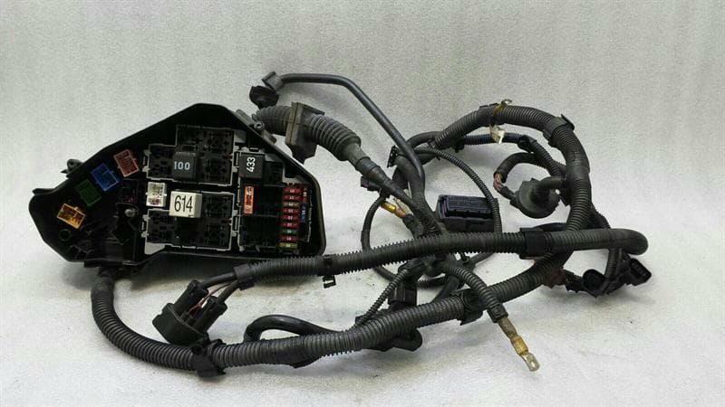 PORSCHE Porsche Cayenne 958 92A Fuse Box with Wiring 7P5971072B Fuse Box