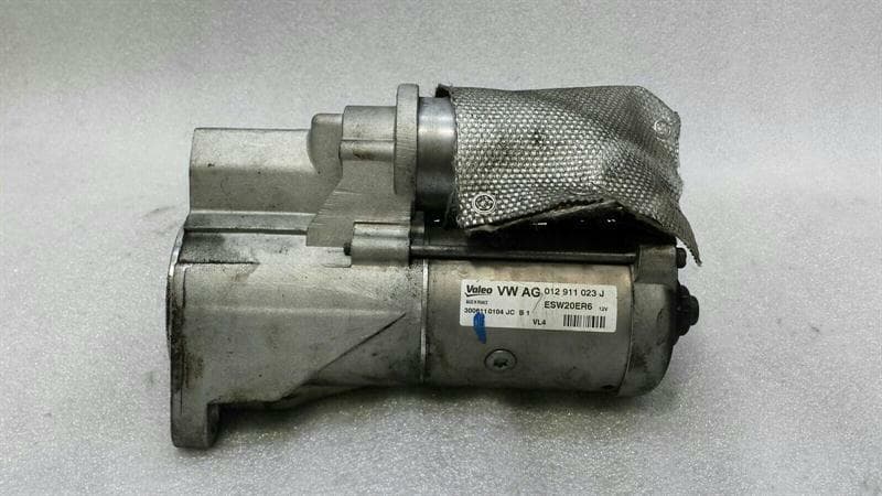 PORSCHE Porsche Cayenne 958 92A Starter Engine 012911023J Starter