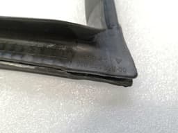 PORSCHE Porsche 911 997 left rear quarter glass 99754311105 door window 1⁄4 rear left — thumbnail 7