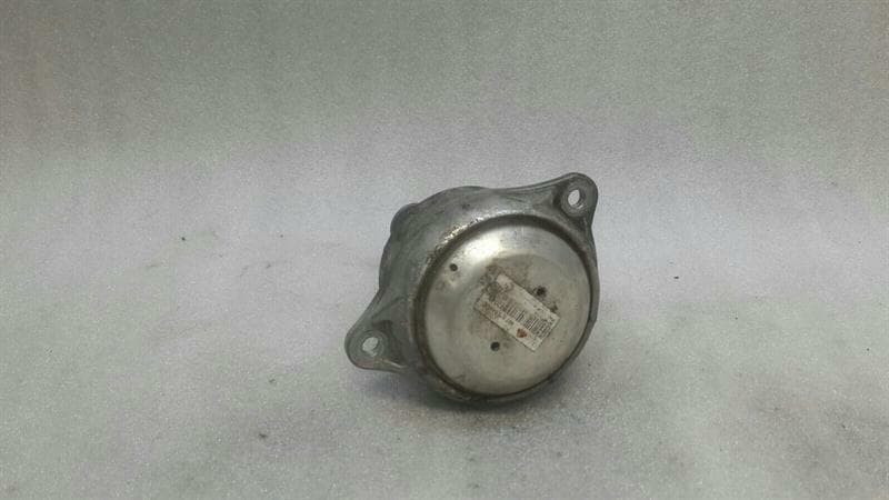 PORSCHE Porsche 911 997 Engine Mount 99737504906 Engine Holder