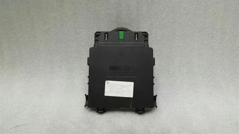 PORSCHE Porsche 911 997 Fuse Box 9976130100 Fuse Box