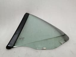 PORSCHE Porsche 911 997 right rear quarter glass 99754311211 door window 1/4 rear right — thumbnail 5