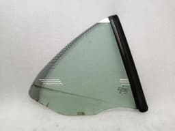 PORSCHE Porsche 911 997 right rear quarter glass 99754311211 door window 1/4 rear right — thumbnail 4