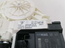 PORSCHE Porsche 911 997 door window motor 99762418205 window regulator motor passenger — thumbnail 2