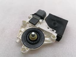 PORSCHE Porsche 911 997 door window motor 99762418205 window regulator motor passenger — thumbnail 4