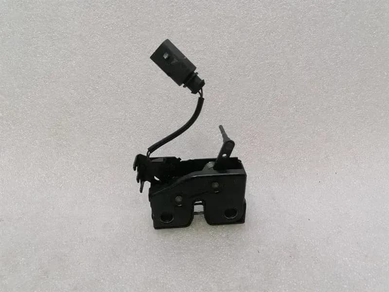 PORSCHE Porsche 911 997 Bonnet Lock 99751205300 Bonnet Lock