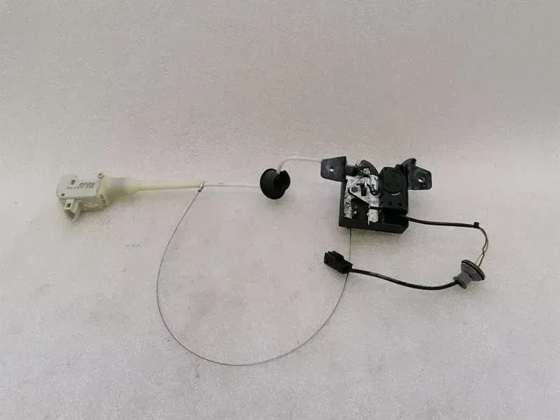 PORSCHE Porsche 911 997 Boot Lock 99751105300 Tailgate Lock