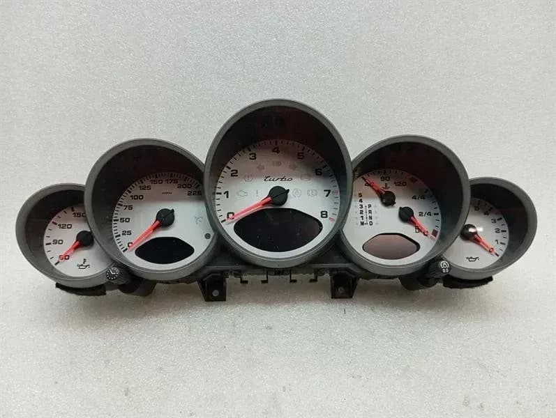 PORSCHE Porsche 911 997 Turbo Instrument Cluster 99764113831 Speedometer MPH CAR