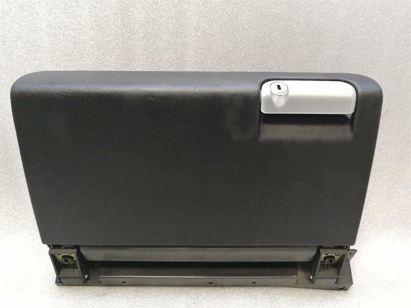 PORSCHE Porsche 911 996 leather glovebox 99655208000 RHD right hand drive