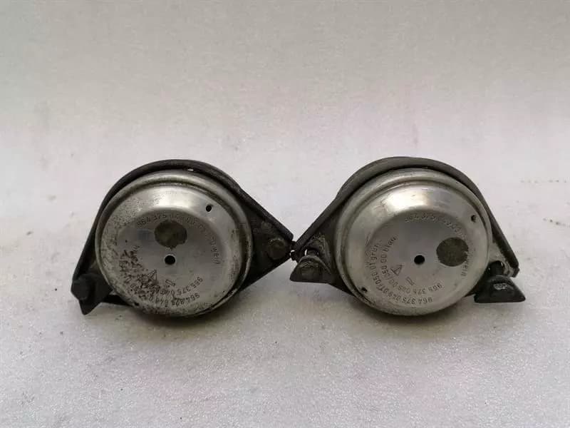 PORSCHE Porsche 911 993 engine mount set 96437504900 engine mount set