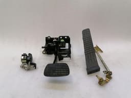 PORSCHE PORSCHE 911 993 GAS PEDAL SET 96442324201 RIGHT HAND DRIVE RHD — thumbnail 1