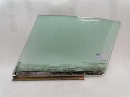 PORSCHE Porsche 911 993 right front door glass 99354201201 door window front right — thumbnail 3