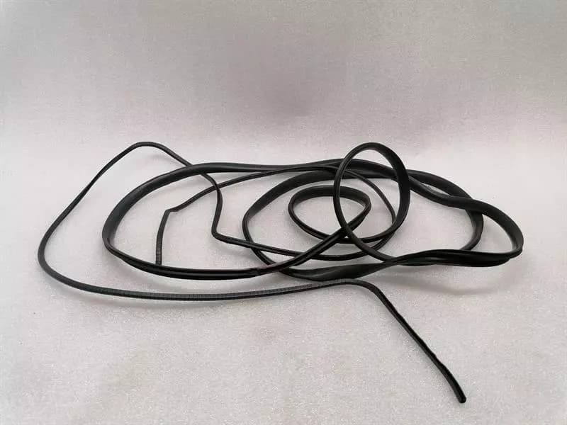 PORSCHE Porsche 911 993 rear screen seal 99354592500 rear screen seals