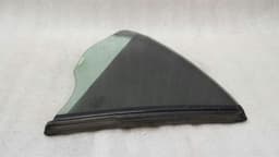 PORSCHE Porsche 911 997 right rear 1/4 glass 99754311211 door window 1/4 rear right — thumbnail 5