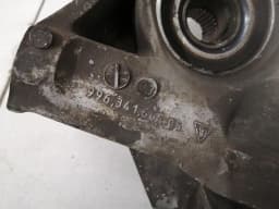 PORSCHE Porsche 911 996 Left Front Hub 99634116506 Wheel Bearing Housing Front Left C4S AWD — thumbnail 7