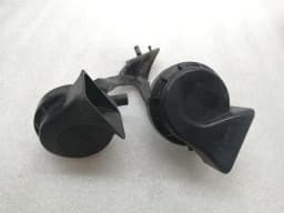 PORSCHE Porsche 911 996 horn set 99663520607 horn fanfare set — thumbnail 1