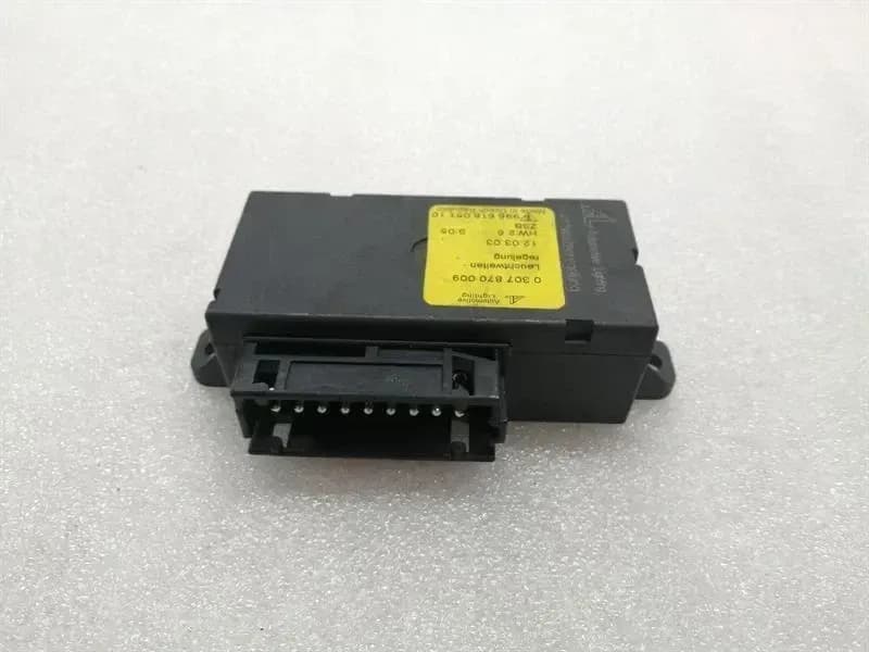 Porsche 911 996 electronic module 99661805110 control unit light module xenon