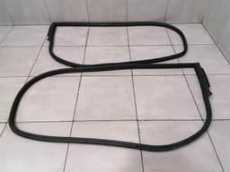 PORSCHE Porsche 911 996 Door Seal Set 99653707503 Door Seals Set L+R — thumbnail 1