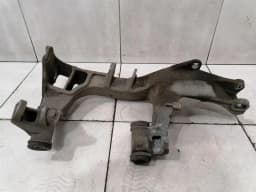 PORSCHE Porsche 911 996 subframe rear left 99633115500 axle frame rear axle left — thumbnail 5