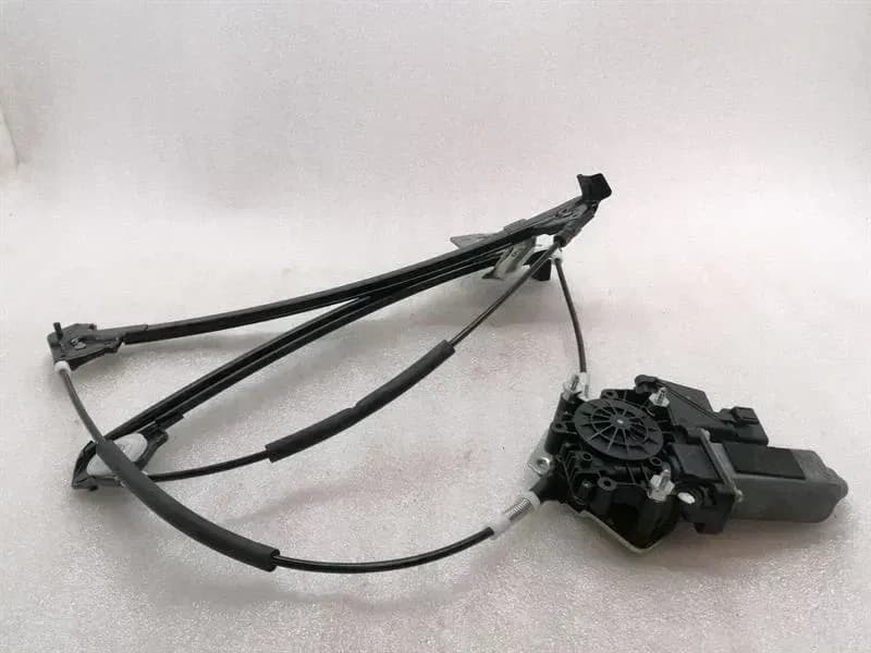 PORSCHE Porsche 911 996 Right Front Door Winder 99654207604 Window Regulator Front Right