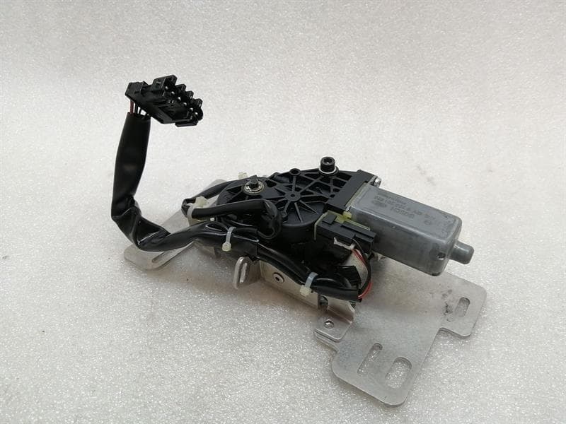 PORSCHE Porsche 911 996 TARGA Trunk Latch Actuator 99756233500 Glass Roof Seal