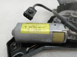 PORSCHE Porsche 911 996 Rear Wiper Engine 99662809000 Wiper Motor Rear Targa — thumbnail 2