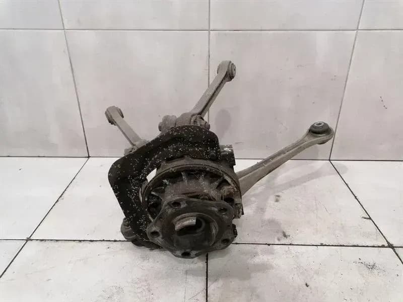 Porsche 911 996 Right Rear Hub 99633111106 Wheel Bearing Case Rear Right SET