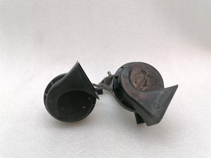PORSCHE Porsche 911 996 horn 99663520607 horn fanfare