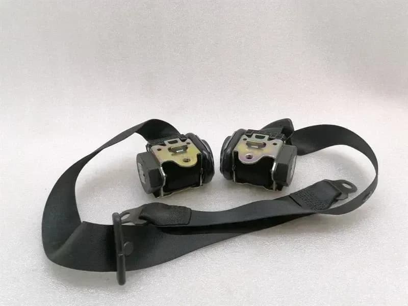 PORSCHE Porsche 911 996 front seatbelt 99680303303 seat belt front convertible
