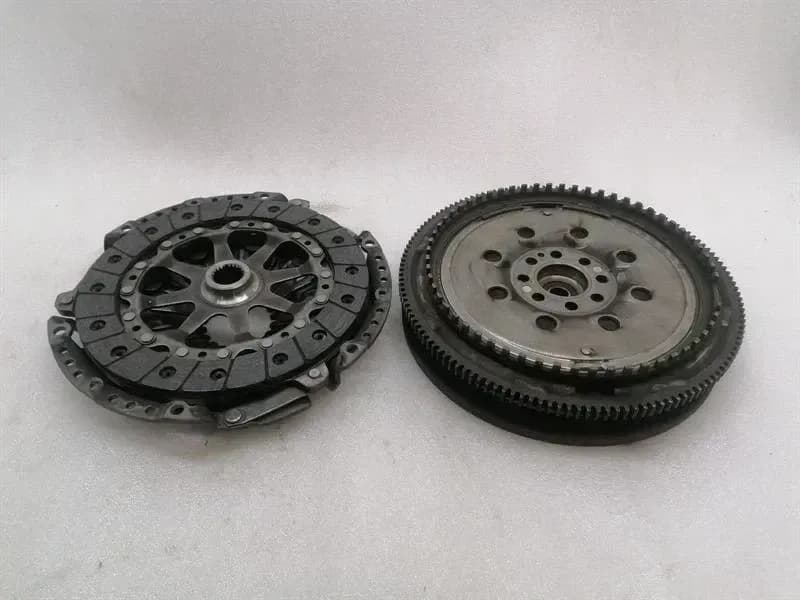 PORSCHE Porsche 911 996 Flywheel Set 99611401203 Flywheel Set