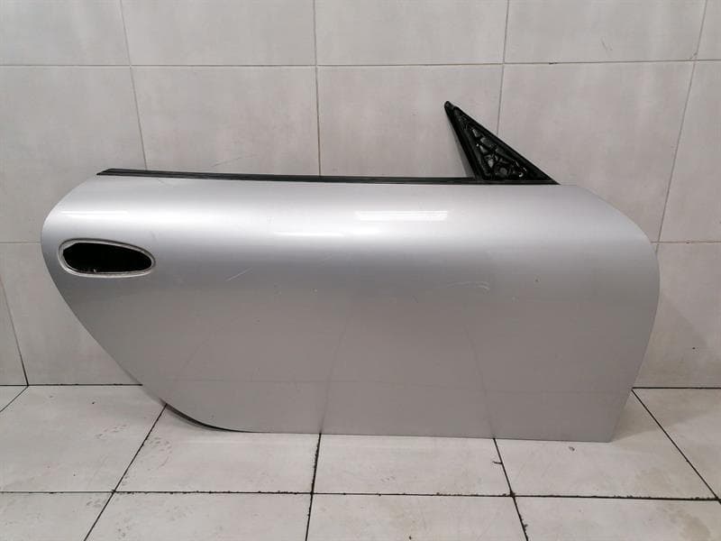 PORSCHE Porsche 911 996 right front door 99653101204 door front right