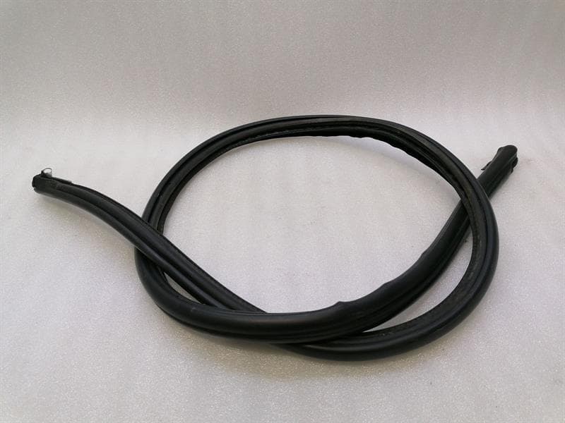 PORSCHE Porsche 911 996 Right Door Seal 99653707600 Door Seals Right