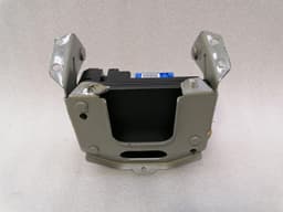 PORSCHE Porsche 911 996 Safety Module ECU 99661828100 Air Control Unit SRS CONVERTIBLE — thumbnail 3