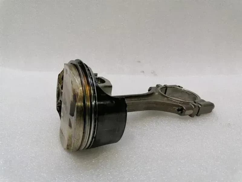 PORSCHE Porsche 911 996 Piston 99610305219 Piston