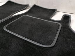 PORSCHE Porsche 911 996 Carrera Floor Mats Set RIGHT HANDLEBAR RHD — thumbnail 4