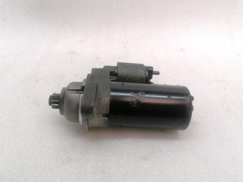 PORSCHE Porsche 911 996 starter engine 99660410300 starter