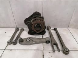 PORSCHE Porsche 911 996 right rear hub 99633111206 wheel bearing housing rear right — thumbnail 8