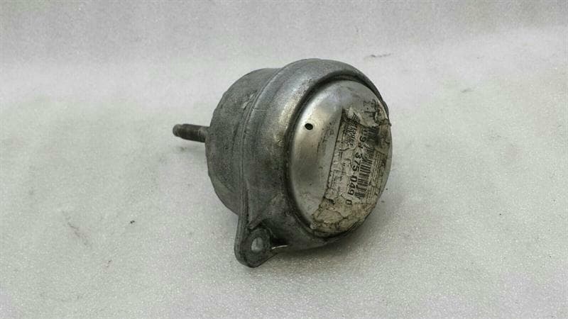 Porsche 911 997 engine mount 99337504906 engine mount.