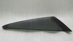 PORSCHE Porsche 911 997 right rear 1/4 glass 99754311200 door window 1/4 rear right — thumbnail 1