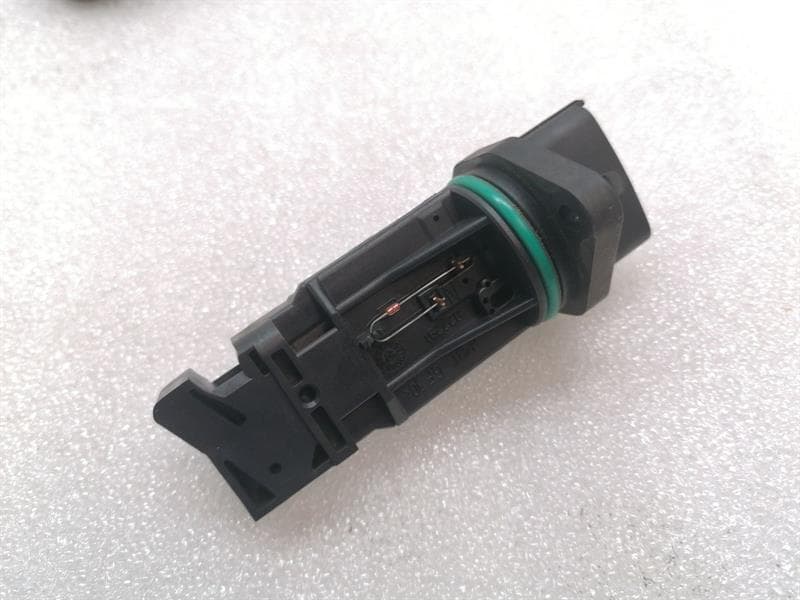 PORSCHE Porsche 911 996 Air Flow Meter 98660612501 Air Mass Meter