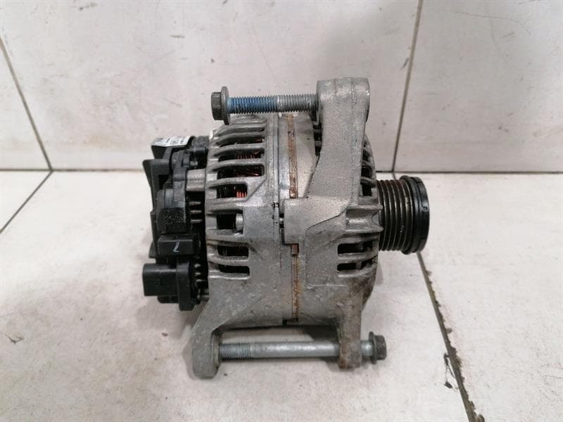 PORSCHE Porsche 911 996 Alternator 99760301206 Alternator