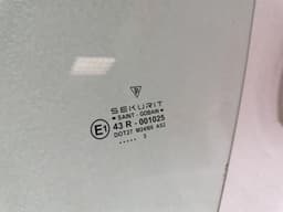 PORSCHE Porsche 911 996 left front door glass 99654251103 door window front left convertible — thumbnail 8