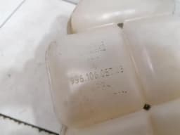 PORSCHE Porsche 911 996 expansion tank 99610605703 expansion tank cooling water — thumbnail 9